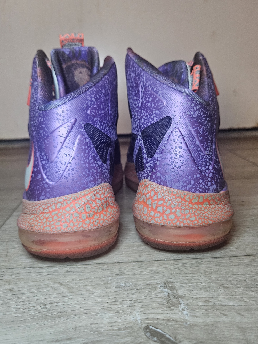 Nike LeBron Purple, Gray and Orange Basketball Shoes - Picture 4 of 4